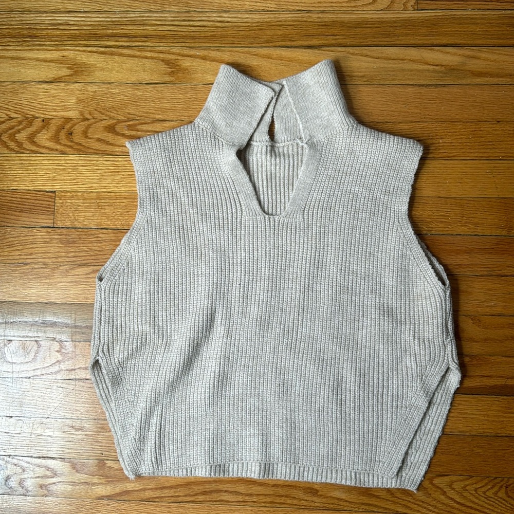 Collar Sweater Shirt / Sleeveless